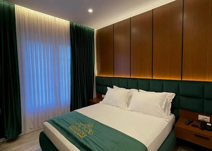 Reign Hotel Vorë